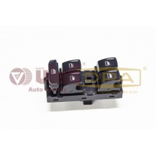 кнопка стеклоподъемника водителя