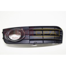 рамка противотуманной фары левая