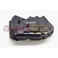 замок двери передней правой