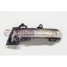 повторитель поворота в зеркале правый