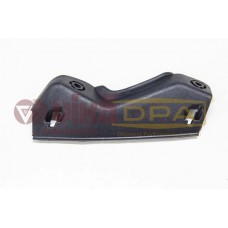 кронштейн крыла переднего