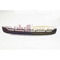 решетка бампера переднего центральная