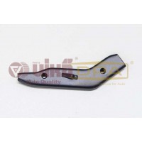 направляющая бампера переднего левая