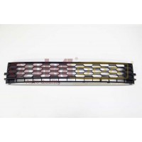 решетка бампера переднего центральная