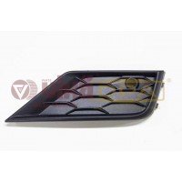 заглушка бампера переднего правая