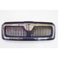 решетка радиатора в сборе