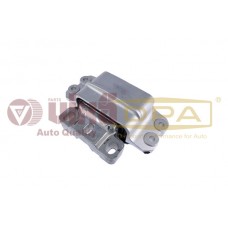 опора двигателя