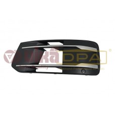 заглушка бампера лева