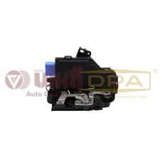 замок двери передней левой