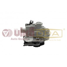 замок двери задней левой