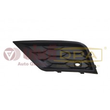 заглушка бампера переднего левая