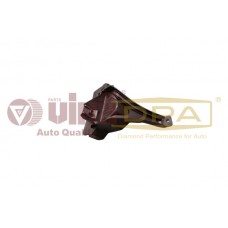 кронштейн панели передней