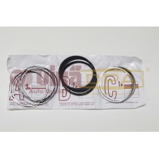 кольца поршневые (комплект)