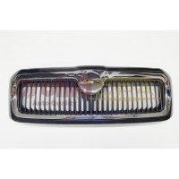 решетка радиатора в сборе