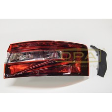 фонарь задний правый снаружи