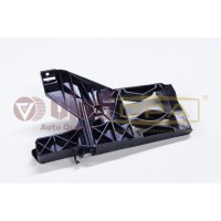 кронштейн передней панели правый