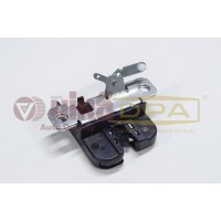 замок двери багажника