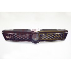 решетка радиатора в сборе