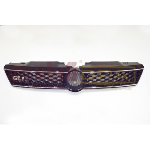 решетка радиатора в сборе