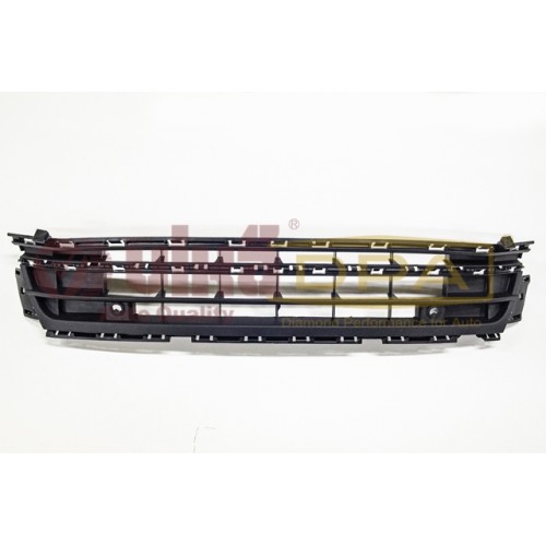 решетка бампера переднего центральная