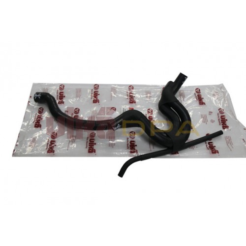 патрубок системы охлаждения