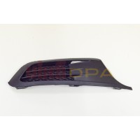 заглушка противотуманной фары правая