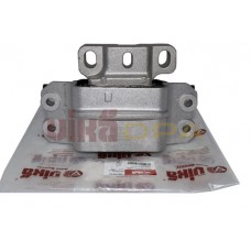 опора двигателя левая