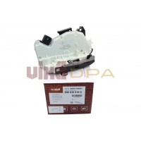 замок двери задней правой