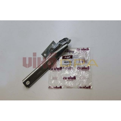 петля капота правая