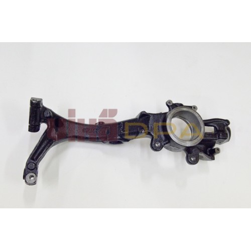 кулак поворотный правый