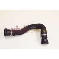 патрубок системы охлаждения