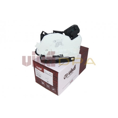 замок двери задней левой