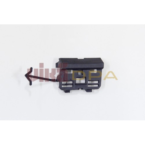 крышка буксировочного крюка