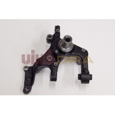 кулак задний левый