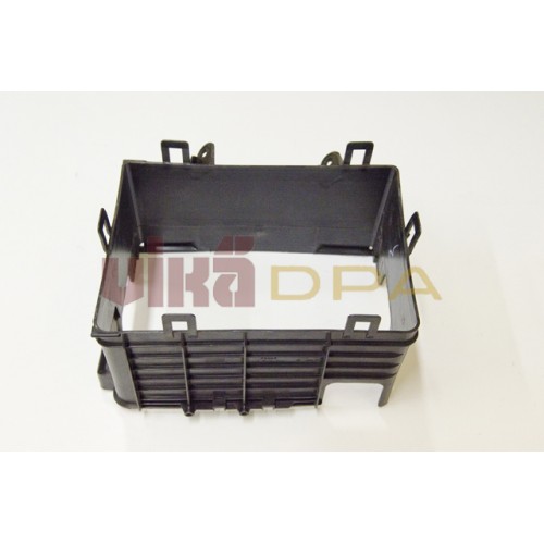 кожух аккумулятора средний  (STP)