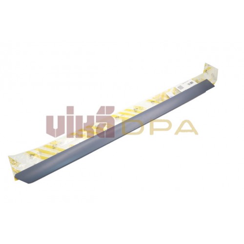 молдинг двери задней правой