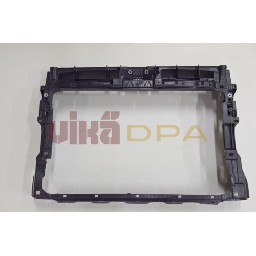 панель передняя