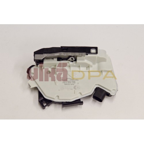 замок двери задней правой