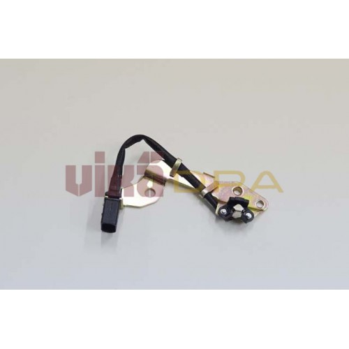 датчик импульсов (распредвала)