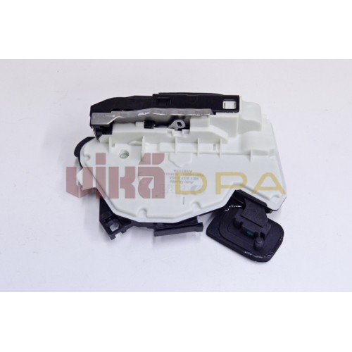 замок двери передней правой