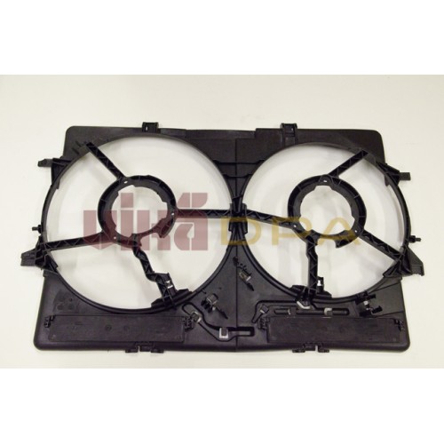 кожух вентиляторов (радиатора и кондиционера)