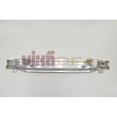 усилитель бампера переднего