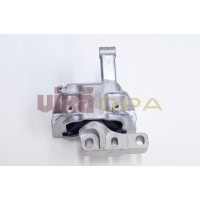 опора двигателя правая