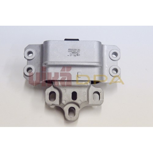 опора двигателя