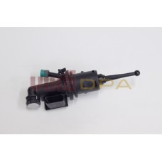 цилиндр сцепления главный