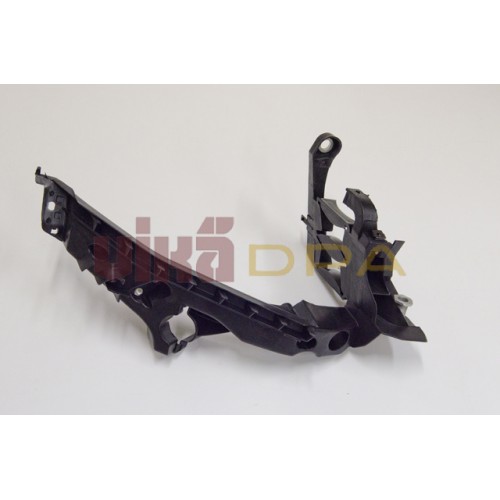 кронштейн передней панели правый