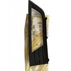 рамка противотуманной фары правая