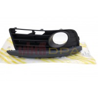 заглушка бампера переднего правая