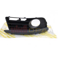 заглушка бампера переднего правая