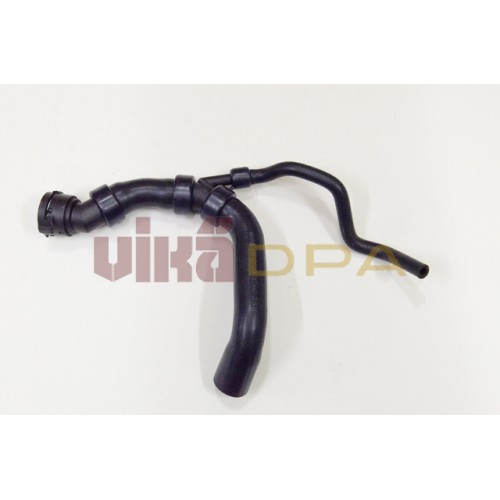 патрубок системы охлаждения